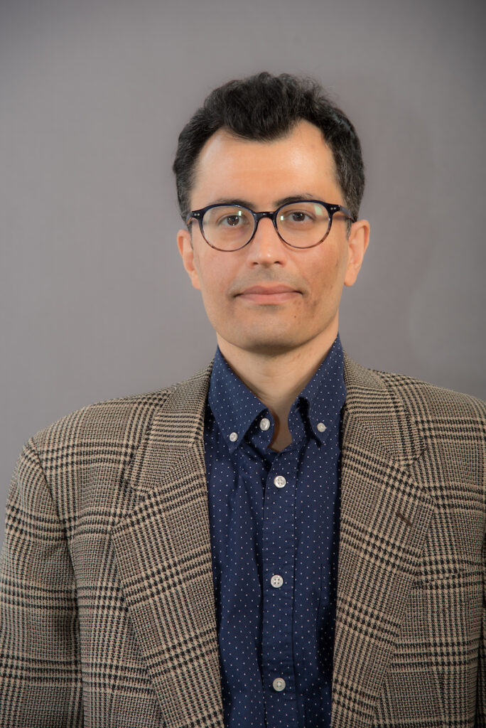 Dr. Siamak Shams Es-haghi
