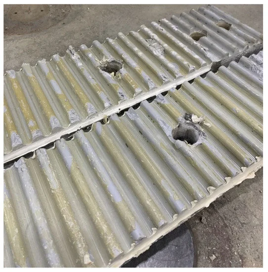 Article by Davids, Schanck and Guzzi assesing friction-type shear  connectors for FRP bridge girders published in Materials - Advanced  Structures & Composites Center - University of Maine